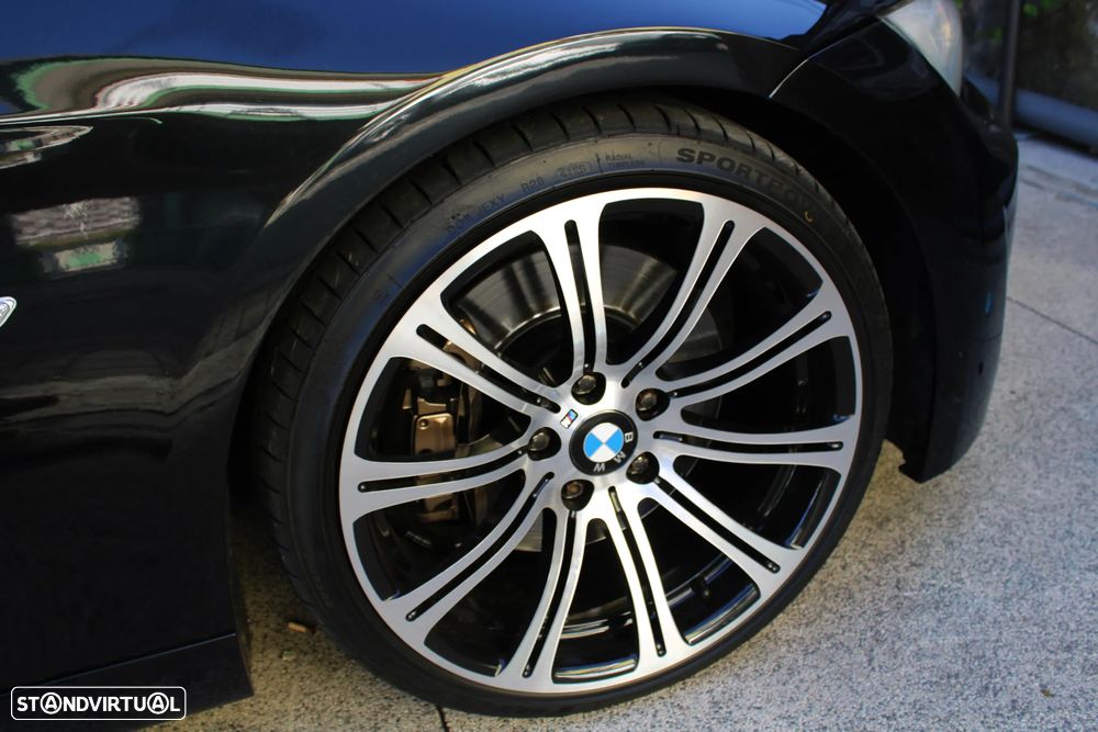 BMW 330 i Auto - 60