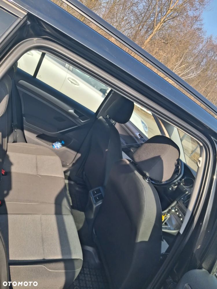 Volkswagen Golf - 3