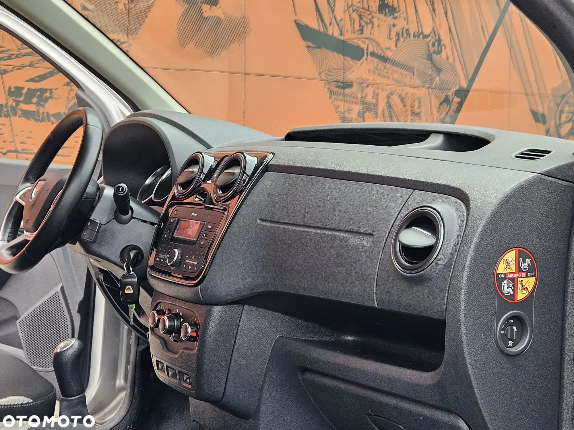Dacia Dokker 1.6 SCe Stepway - 28