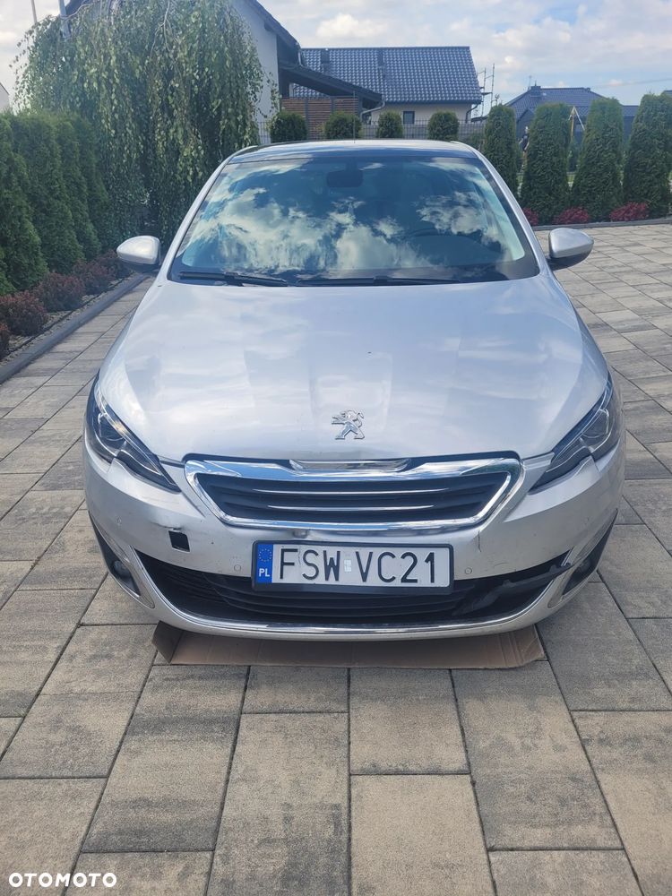 Peugeot 308 1.2 PureTech Allure S&S - 13
