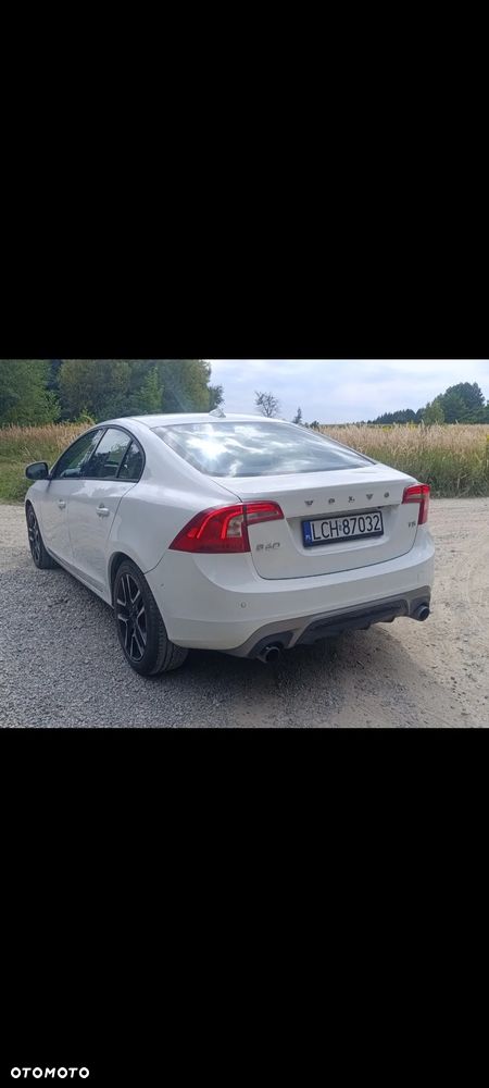 Volvo S60 - 3