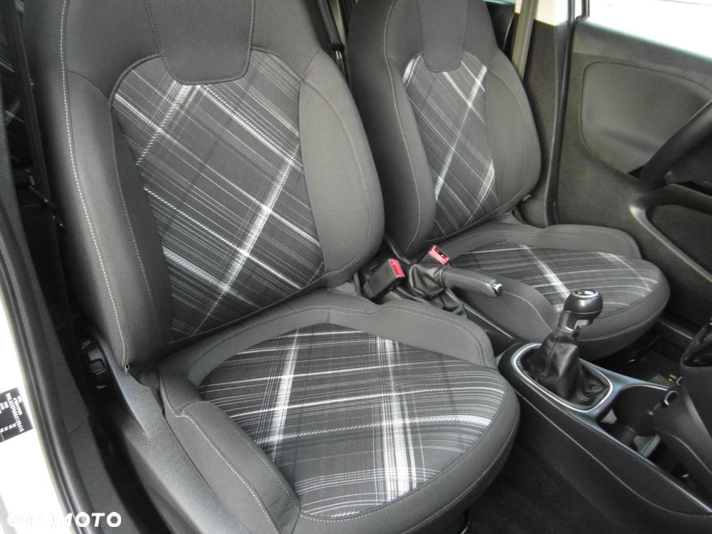 Opel Corsa 1.4 16V Color Edition - 20