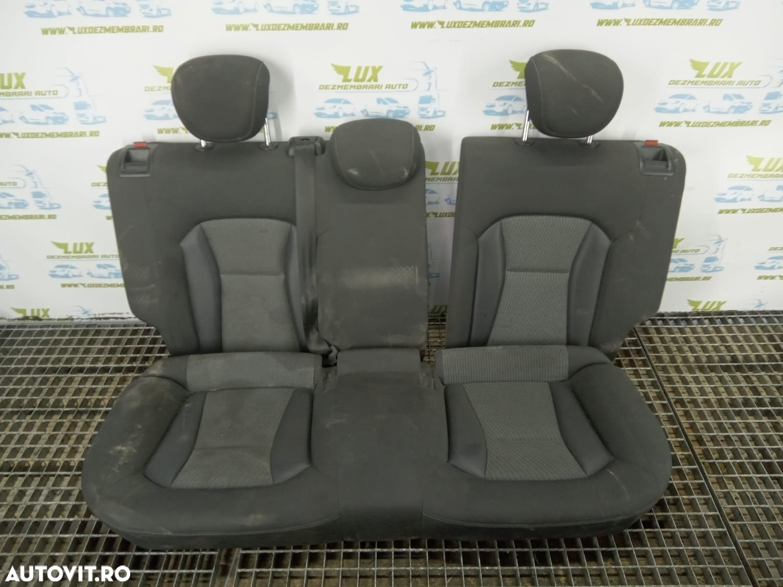 Bancheta spate completa Audi A1 8X  [din 2010 pana  2014] - 1