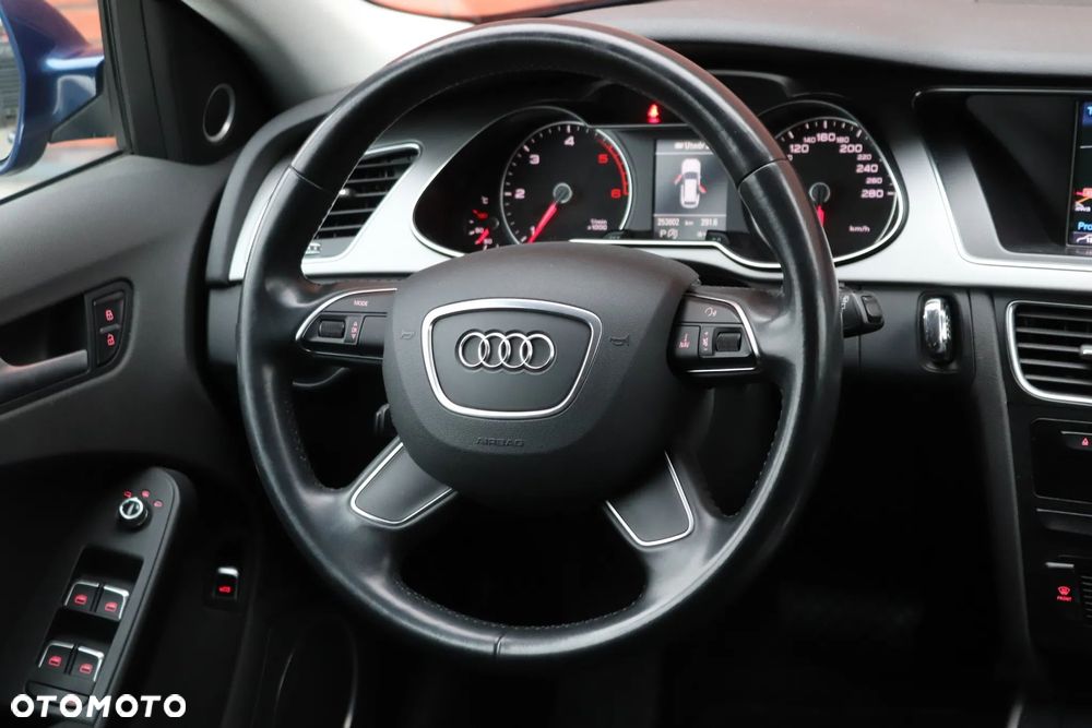 Audi A4 Avant 2.0 TDI S tronic quattro - 27