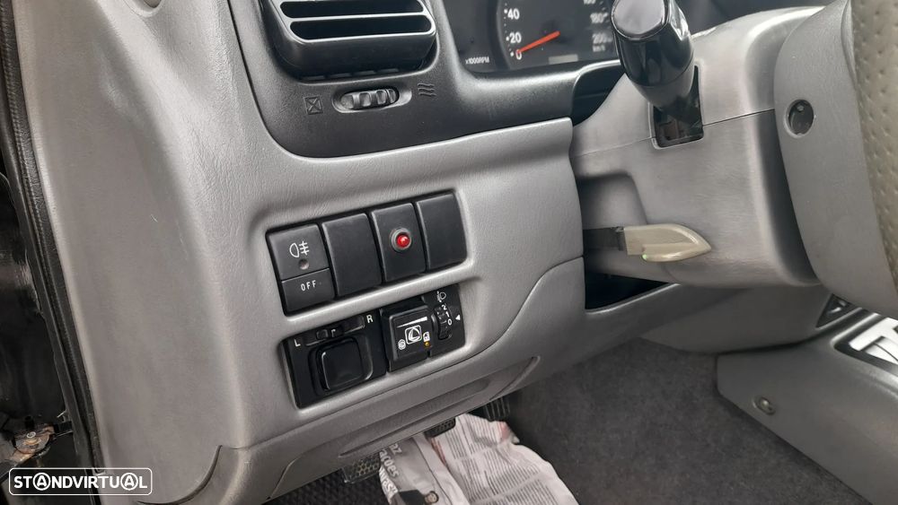 Suzuki Grand Vitara Metal Top 2.0 L - 20