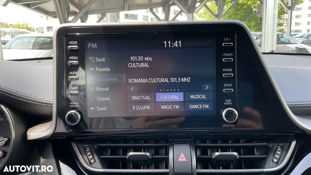 Toyota C-HR 1.8 HSD 122 CP 4x2 CVT Core - 29