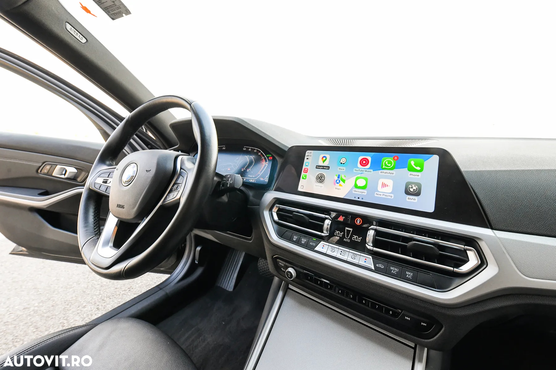 BMW Seria 3 318d Touring Aut. - 14
