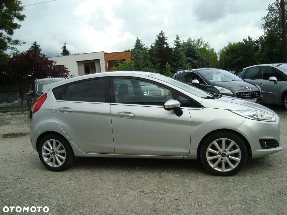Ford Fiesta - 4
