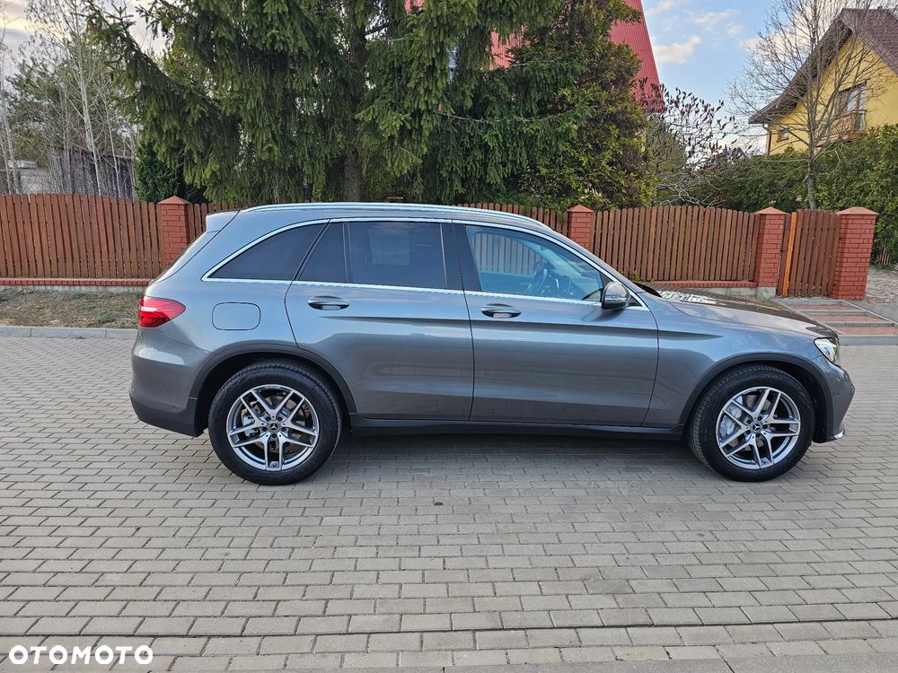 Mercedes-Benz GLC - 34