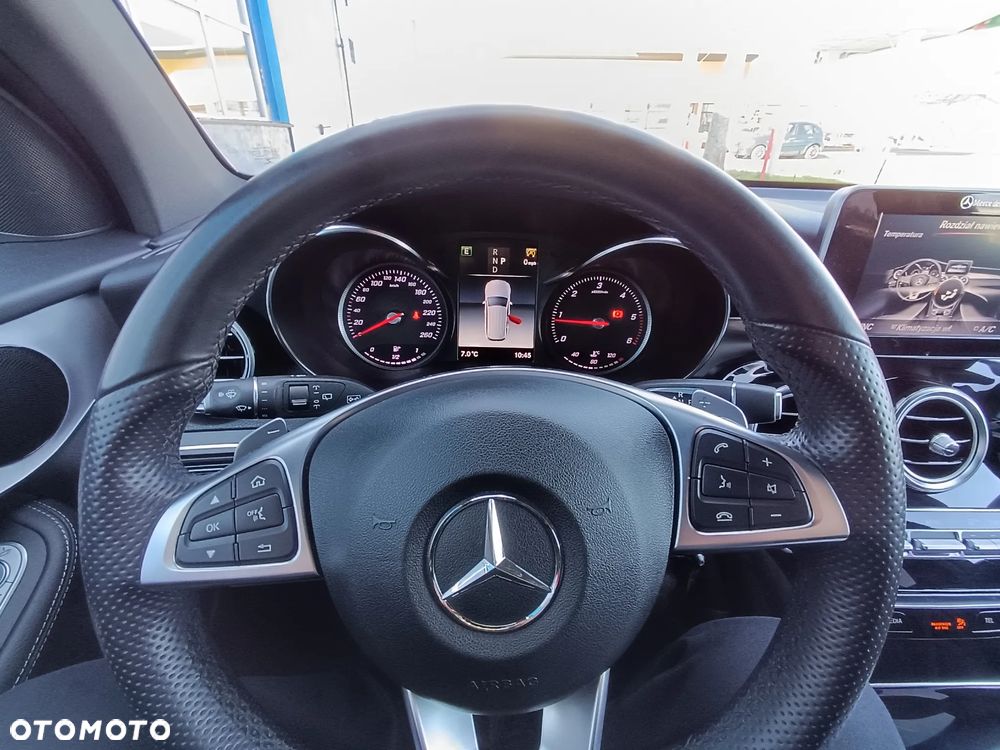 Mercedes-Benz GLC 220 d 4Matic 9G-TRONIC AMG Line - 18