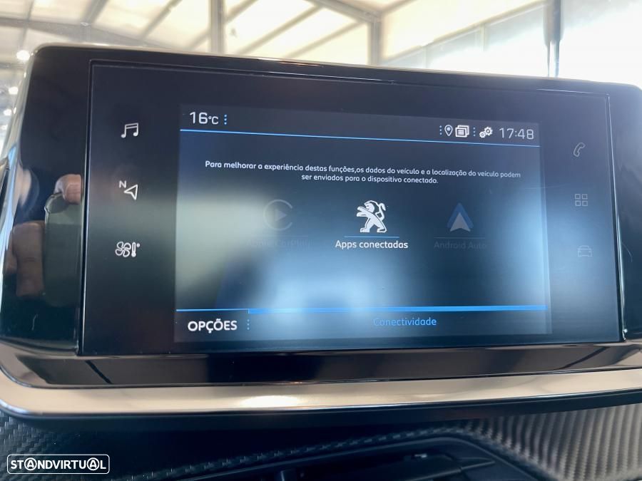 Peugeot 2008 1.2 PureTech Active Pack - 17