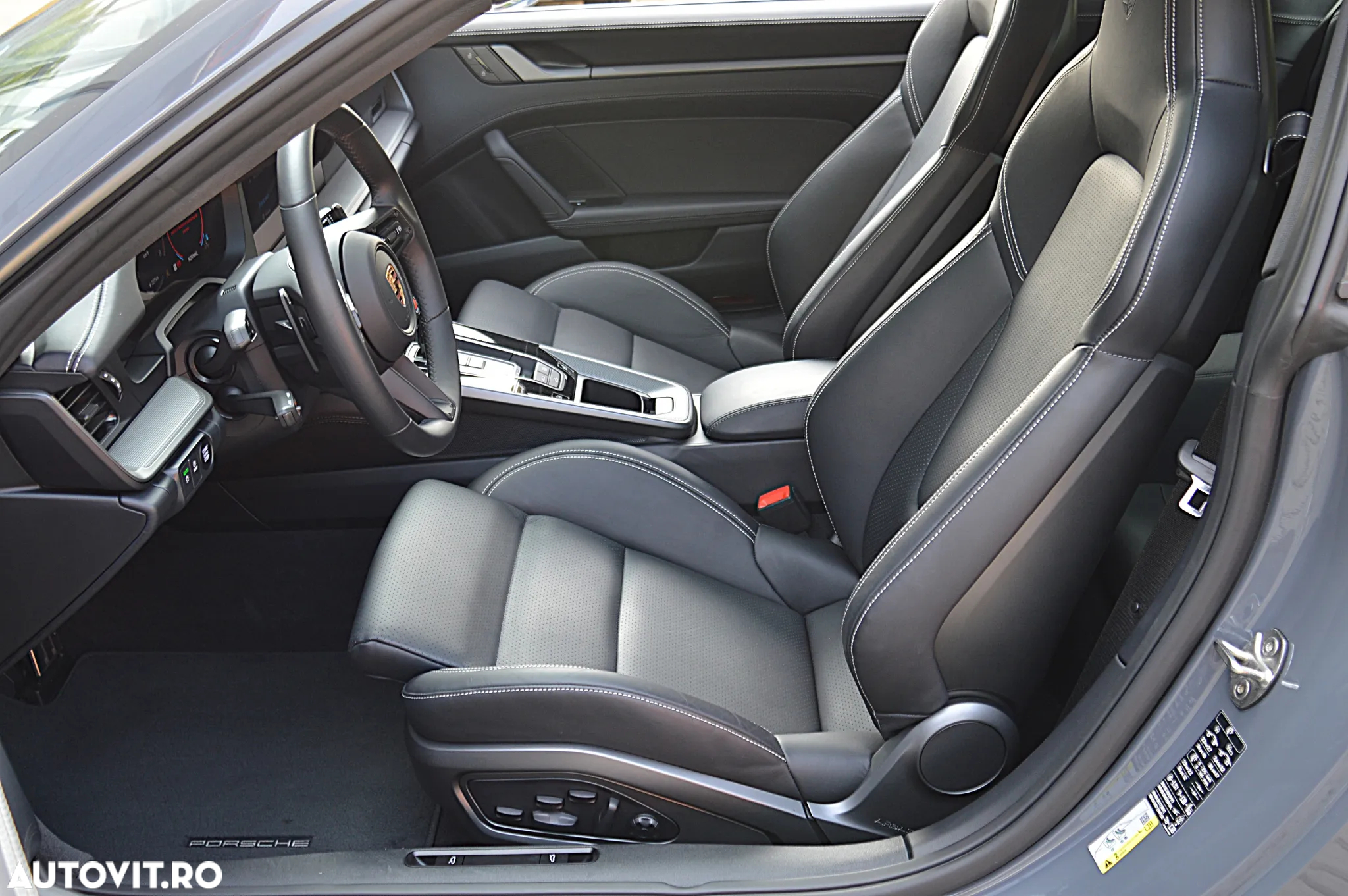Porsche 911 Carrera PDK - 8
