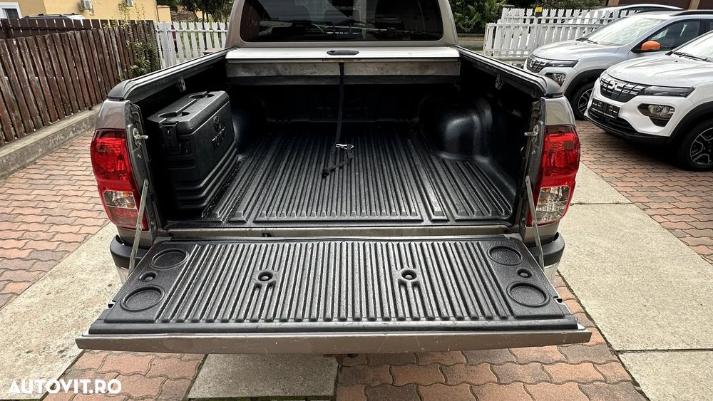 Toyota Hilux 4x4 Double Cab Executive - 20