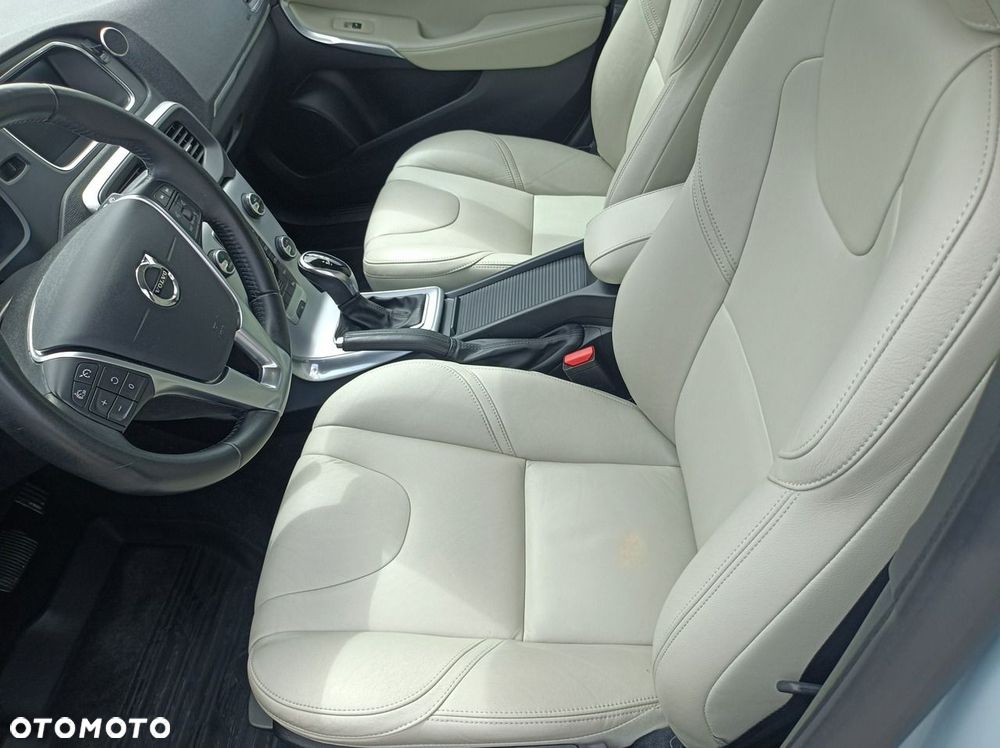 Volvo V40 - 19