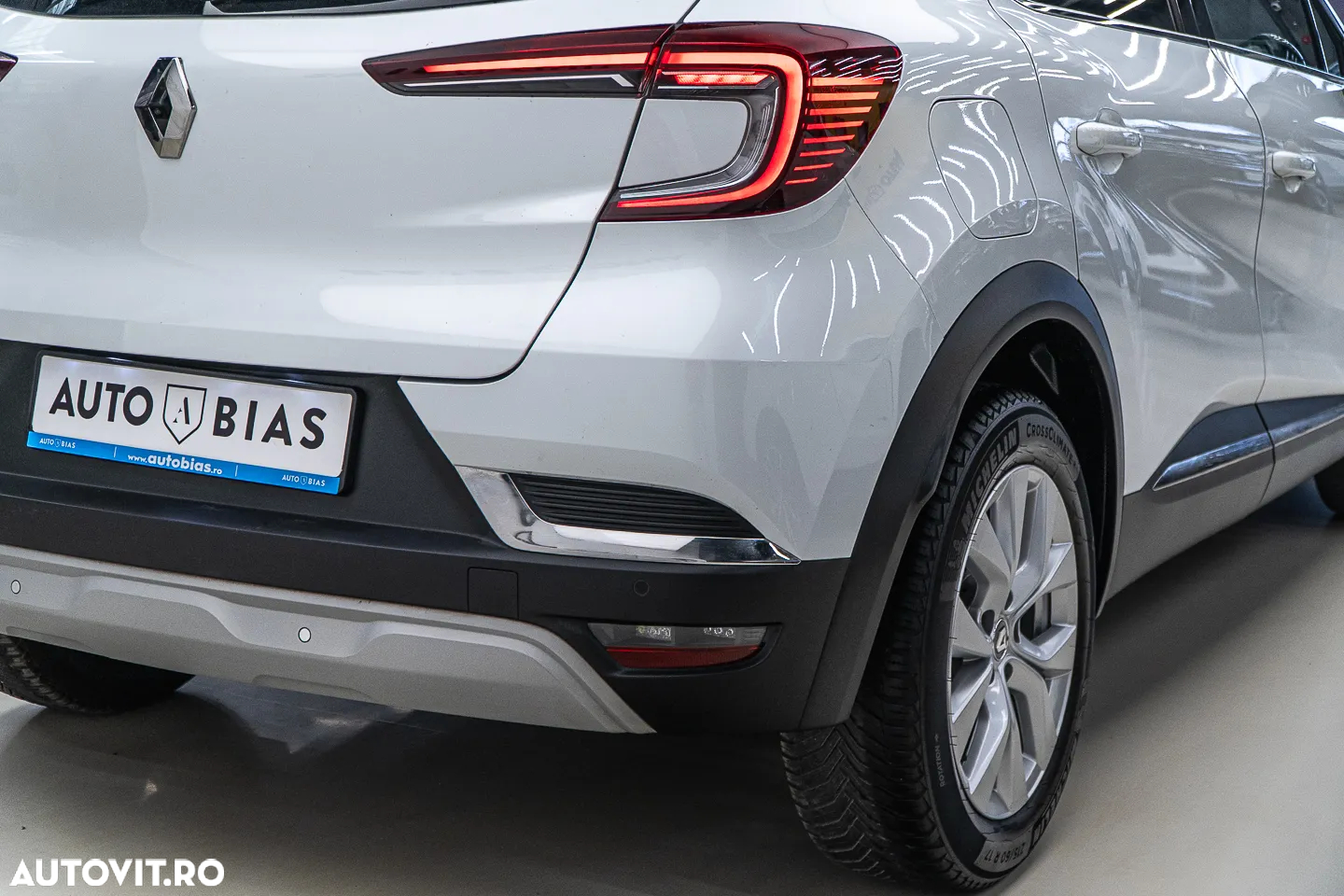 Renault Captur TCe Mild Hybrid 140 EDC GPF EVOLUTION - 40
