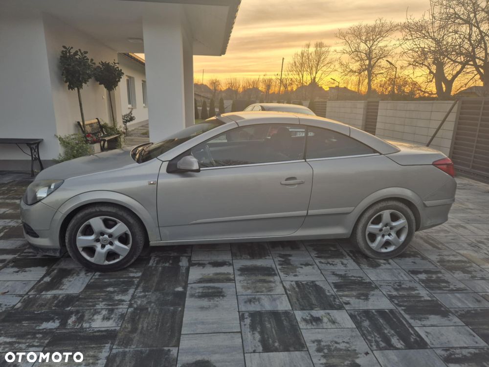 Opel Astra 1.9 CDTI DPF Cosmo - 6