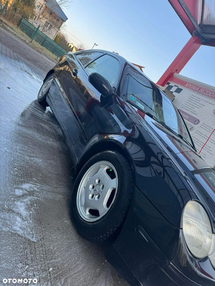 Mercedes-Benz Klasa C 200 Kompressor - 10