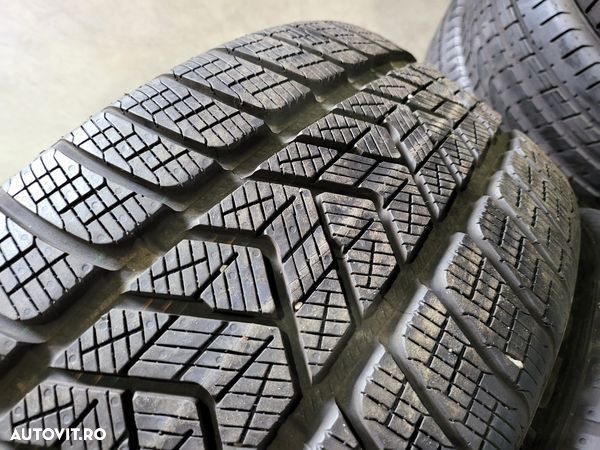 255/45/20 Pirelli 4br - 5