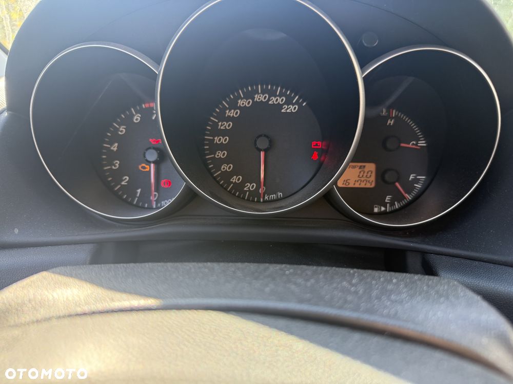 Mazda 3 - 8