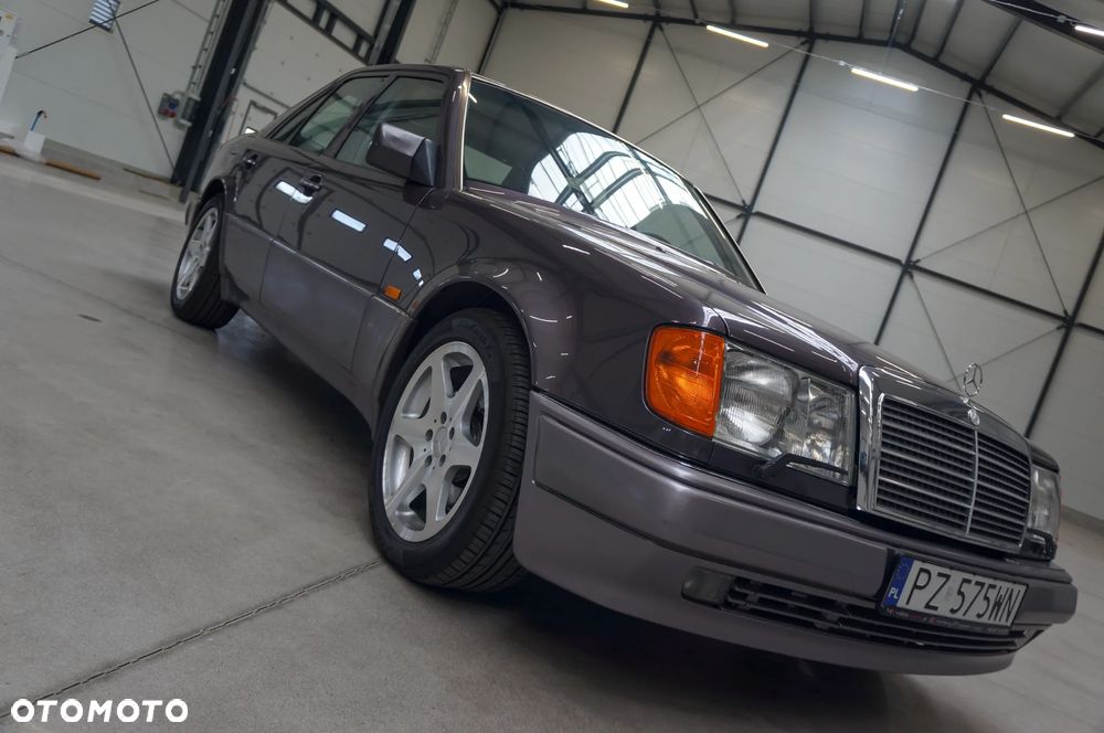 Mercedes-Benz W124 (1984-1993) - 23