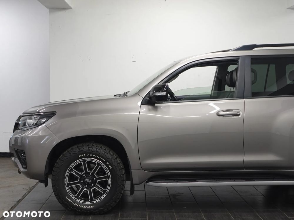 Toyota Land Cruiser 2.8 D-4D Automatik Executive - 12