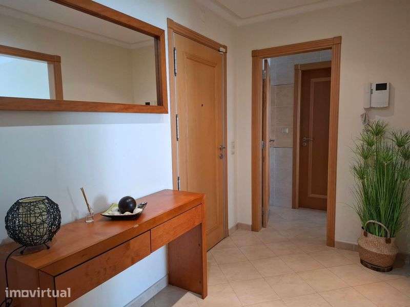 Alugo Apartamento T2 em Quarteira - Grande imagem: 3/12