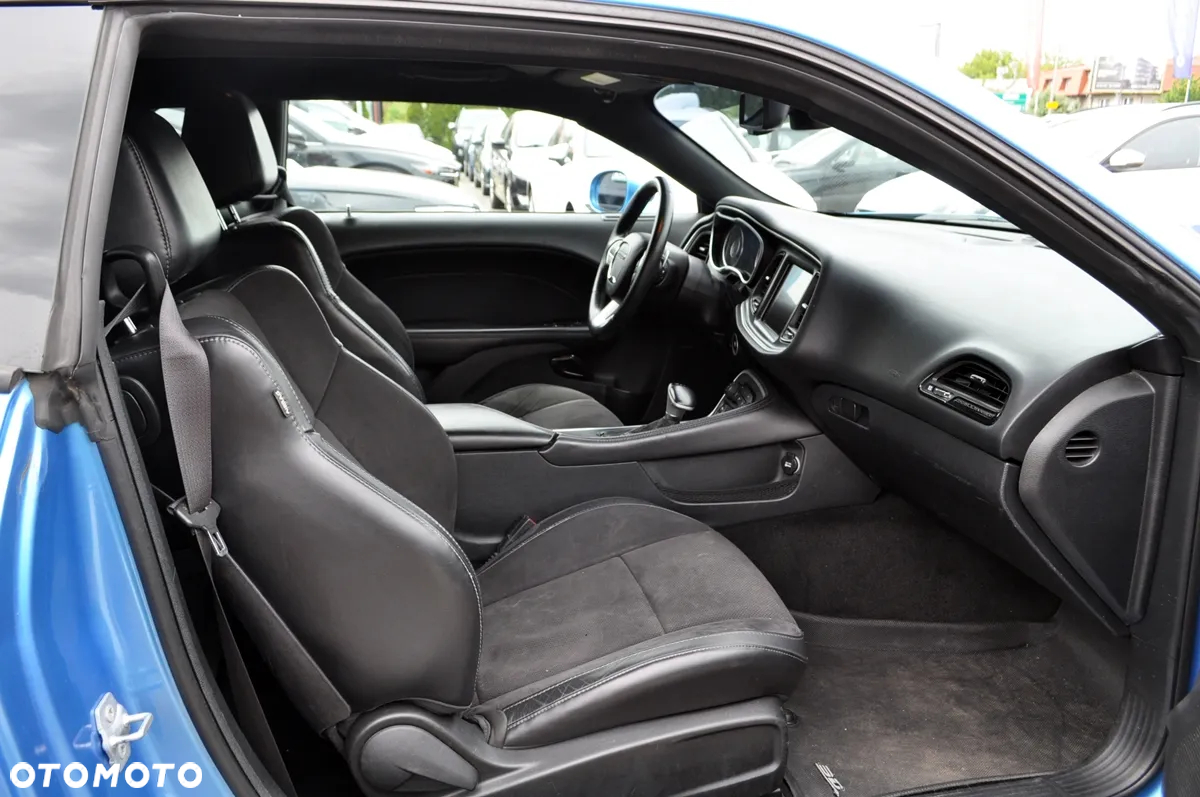 Dodge Challenger 5.7 R/T - 27