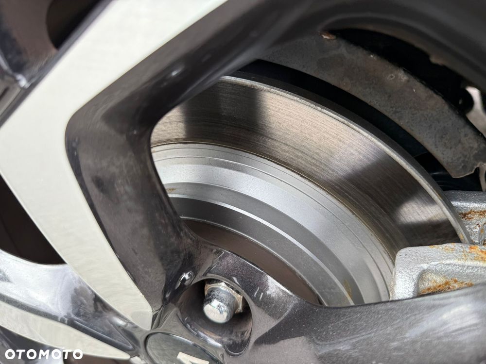 Kia Sportage 1.6 CRDI AWD Eco-Dynamics+ (48V M-H) DCT Black Edition - 27