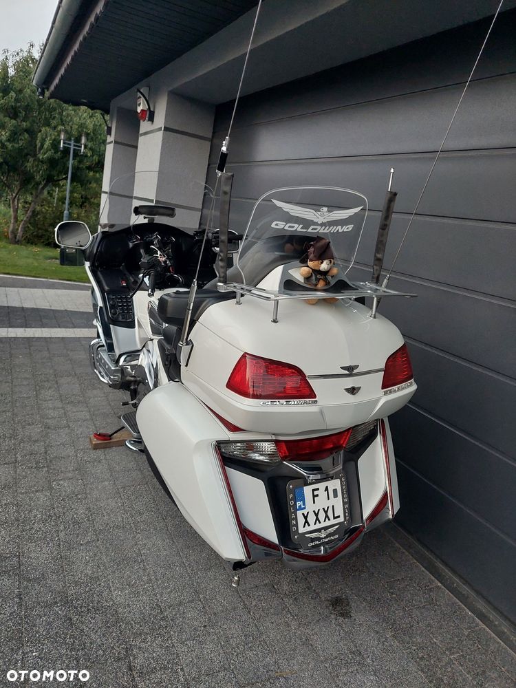 Honda GL - 12