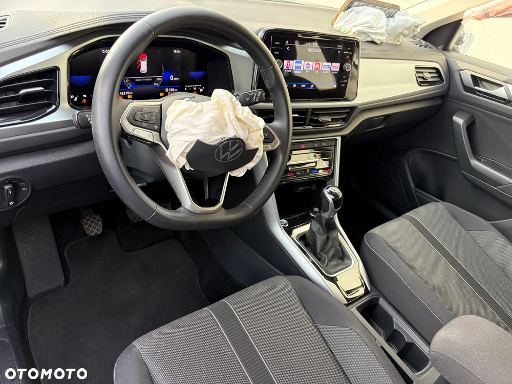 Volkswagen T-Roc - 5