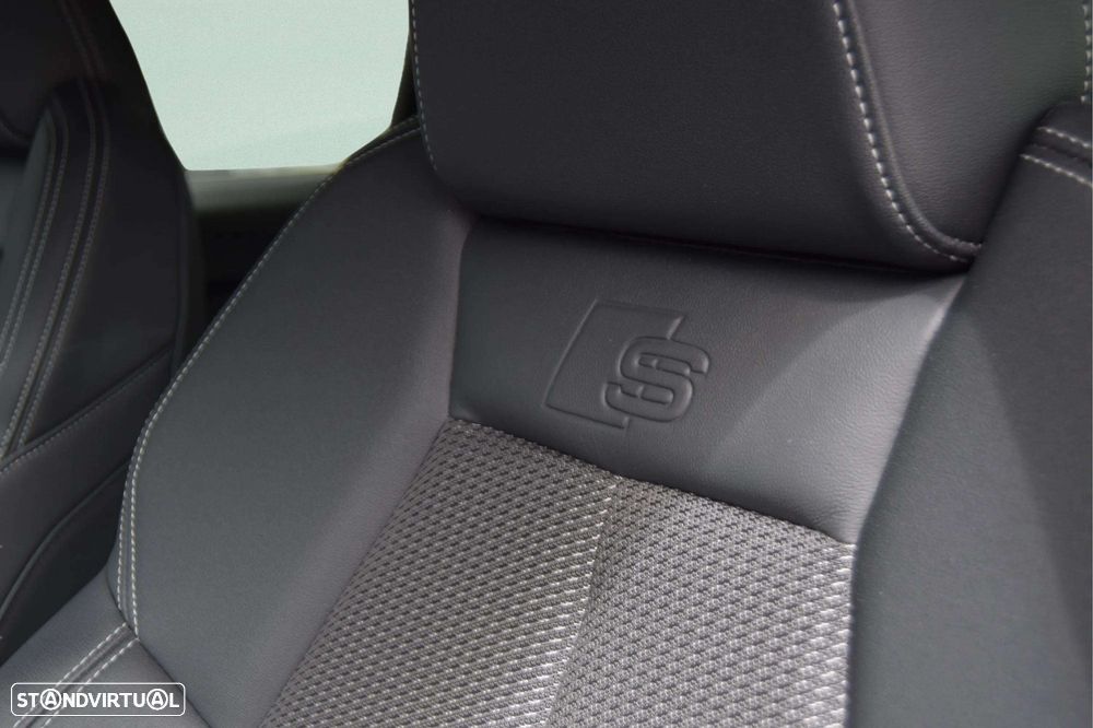 Audi Q4 e-tron 45 82 kWh SE Business Plus - 26