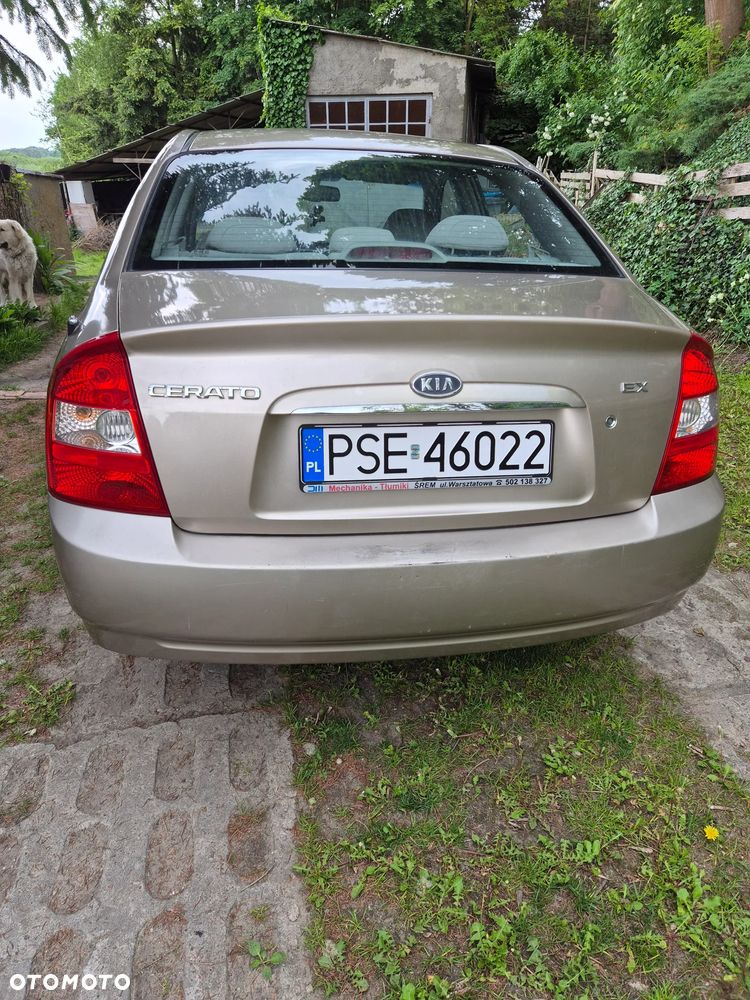 Kia Cerato - 2