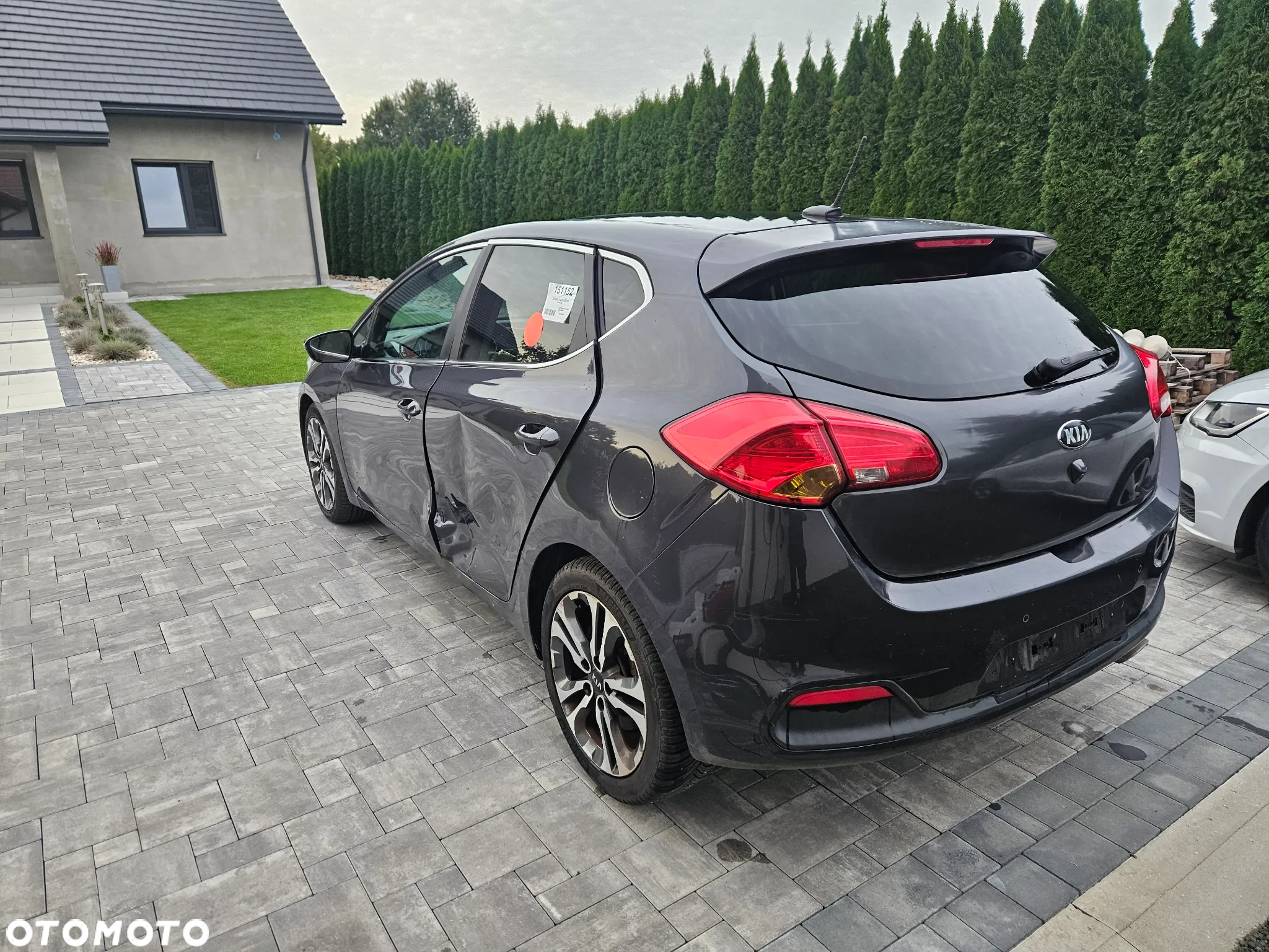 Kia Ceed 1.6 CRDi 128 SW Platinum Edition - 9