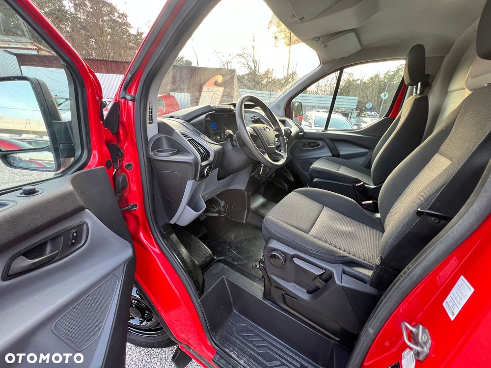 Ford Transit - 12