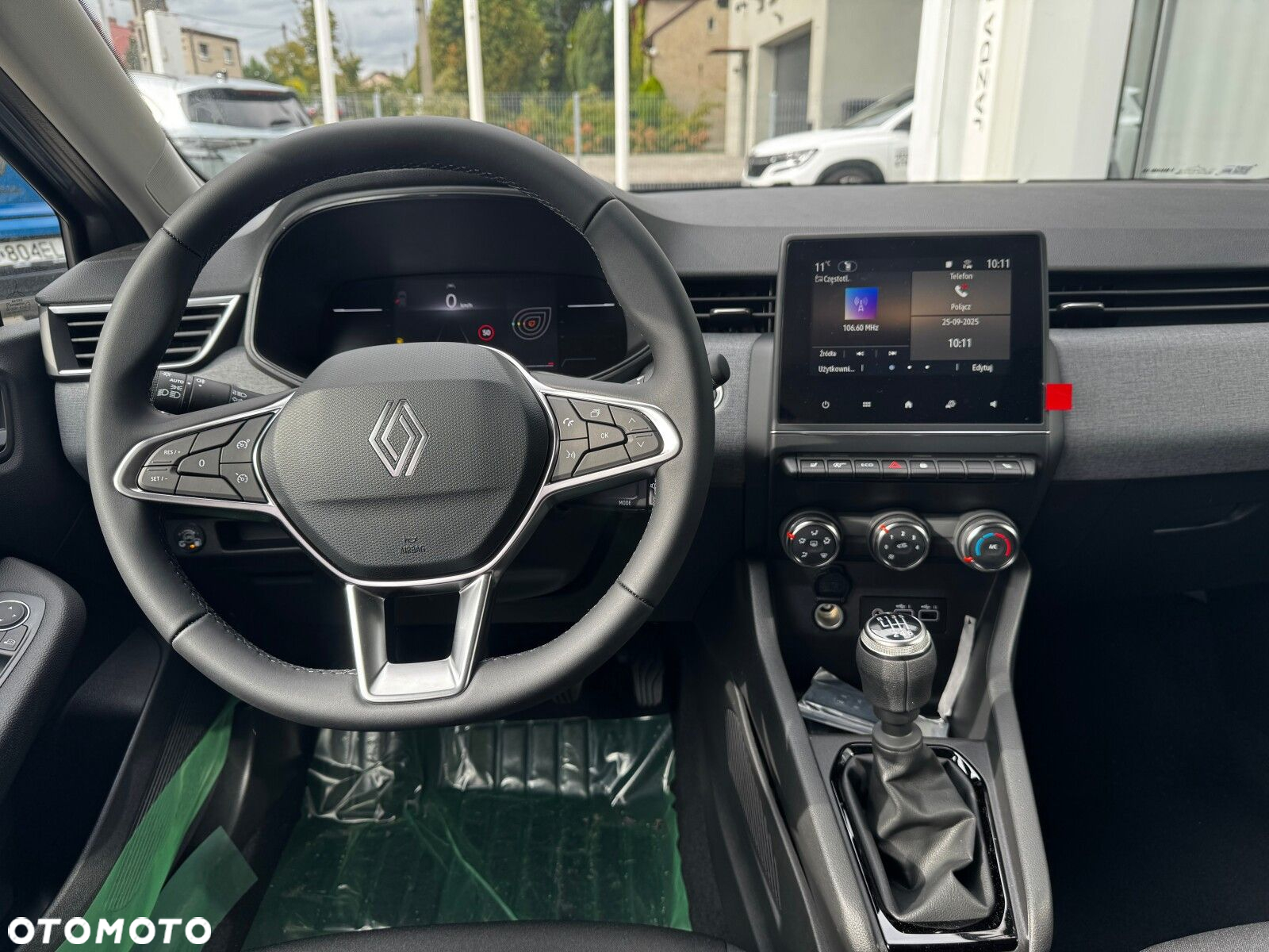 Renault Clio - 12