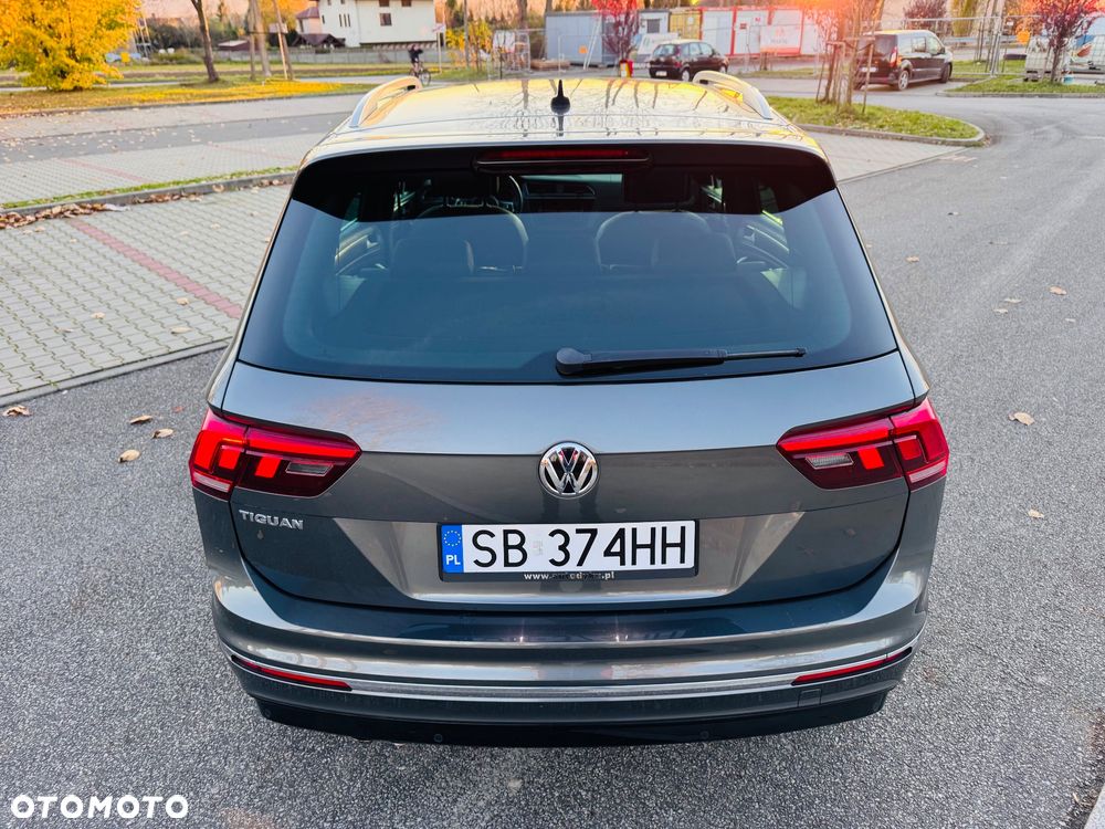 Volkswagen Tiguan - 11