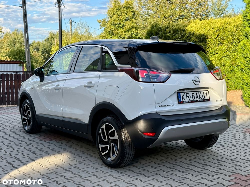 Opel Crossland X 1.2 T Design Line S&S - 10