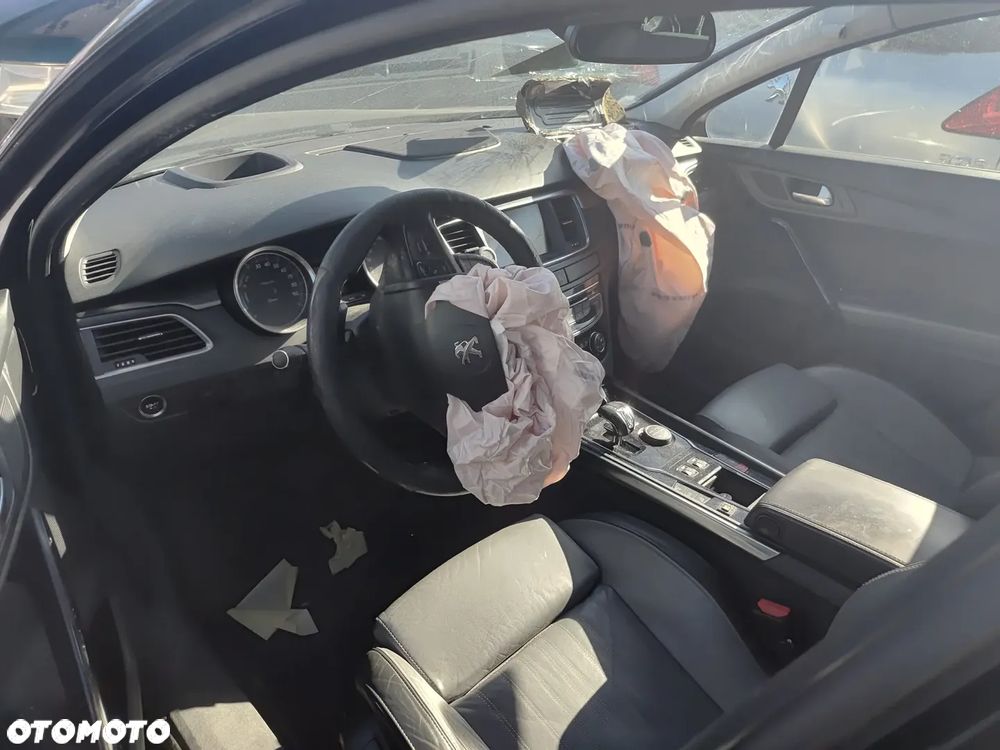 Peugeot 508 RXH 2.0 HDi HYbrid4 - 13