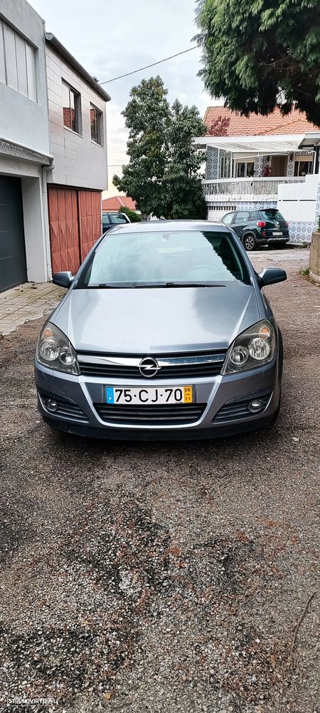Opel Astra 1.3 CDTI Cosmo - 1