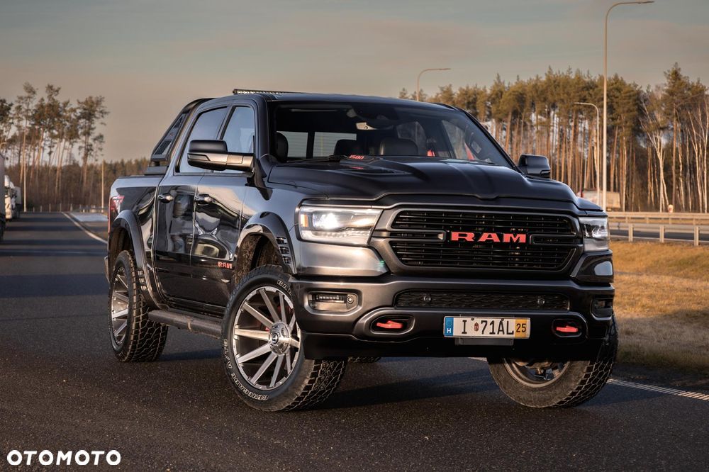 RAM 1500 Crew Cab Sport - 14