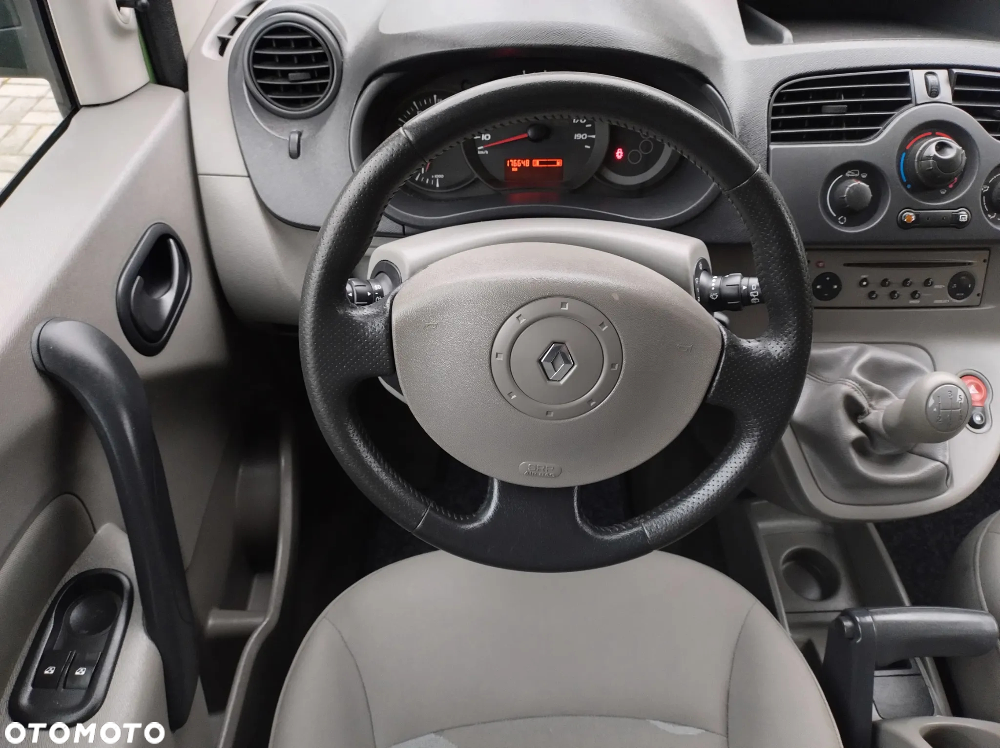 Renault Kangoo 1.6 16V 105 Authentique - 24