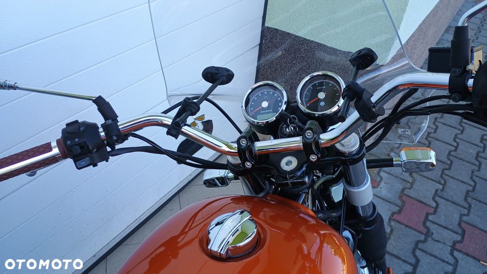 Royal Enfield Interceptor - 22