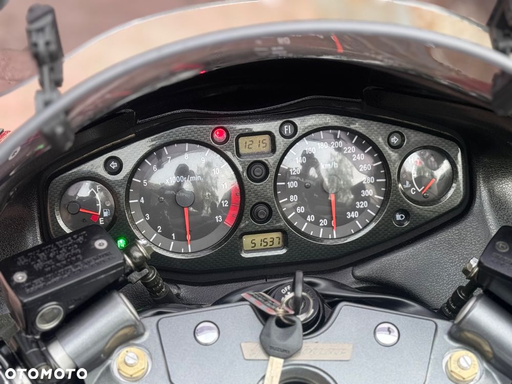 Suzuki GSX - 25