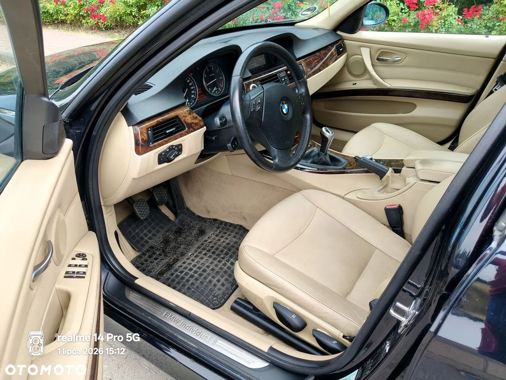 BMW Seria 3 318i - 5