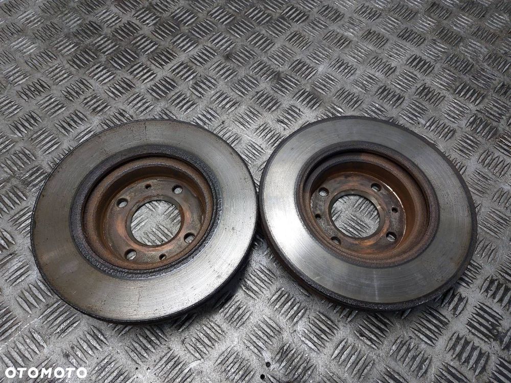 TARCZE HAMULCOWE PRZÓD HYUNDAI GETZ I 1.3 12V - 2