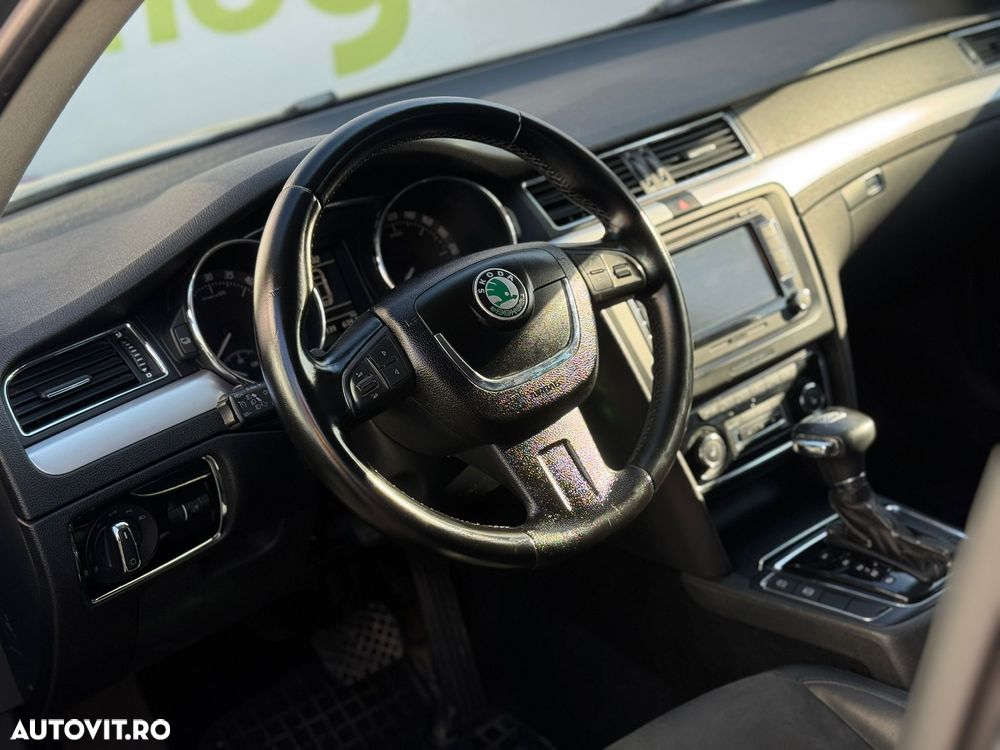 Skoda Superb 2.0 TDI Ambition DSG - 24