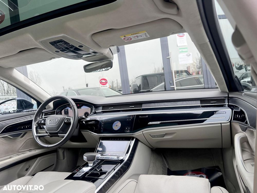 Audi A8 - 7
