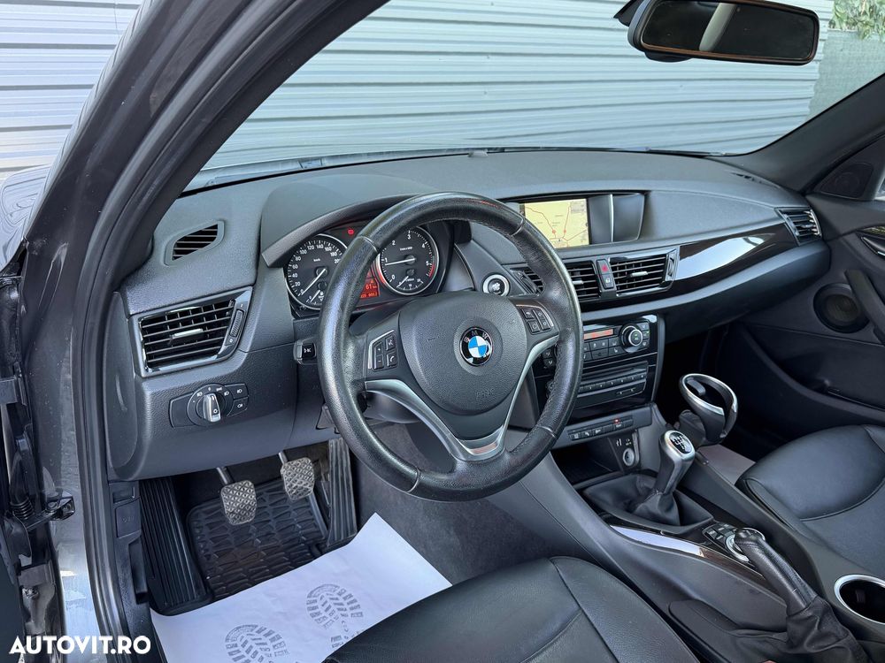 BMW X1 sDrive20d xLine - 12