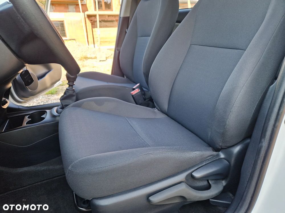 Toyota Yaris 1.5 Active - 21