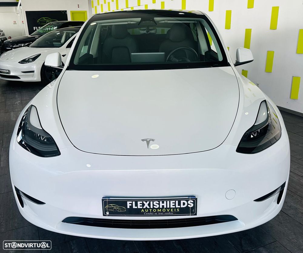 Tesla Model Y Long Range Dual Motor AWD - 3